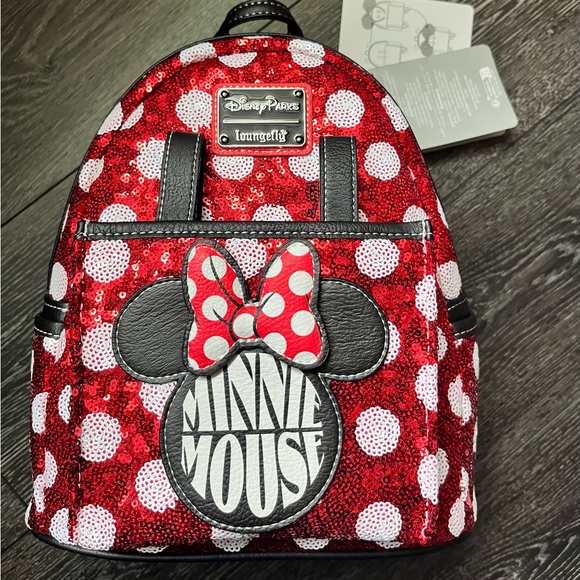 NWT Disney Parks Minnie Mouse Sequin Loungefly Mini Backpack - Picture 2 of 5
